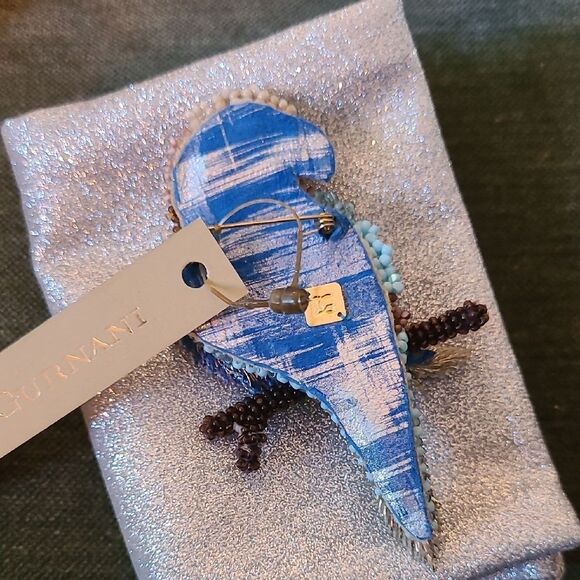 Deepa Gurnani Macaw Tropical Brooch - NWT - Jewelry Pouch Included - Picture 6 of 6